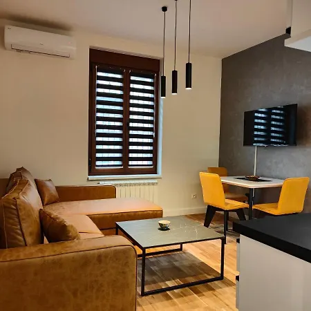 Center Dorcol Square