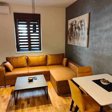 Center Dorcol Square