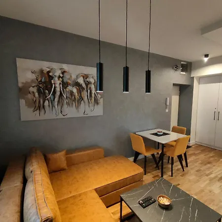 Center Dorcol Square