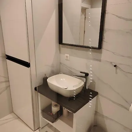 Center Dorcol Square Διαμέρισμα