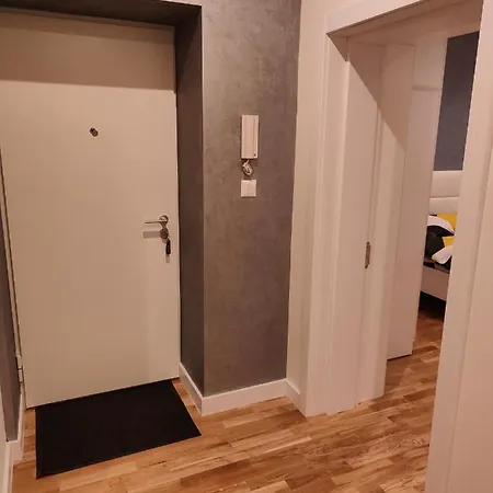 Center Dorcol Square Daire