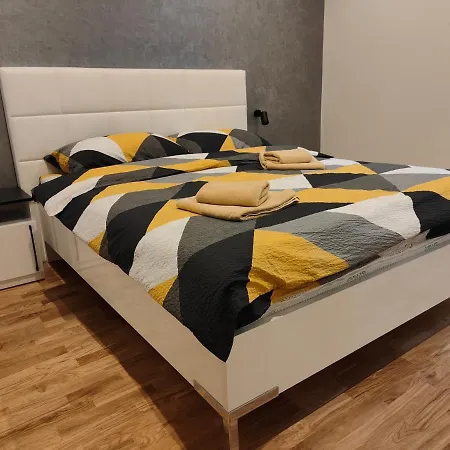 Daire Center Dorcol Square *