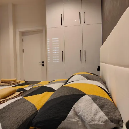 Διαμέρισμα Center Dorcol Square *