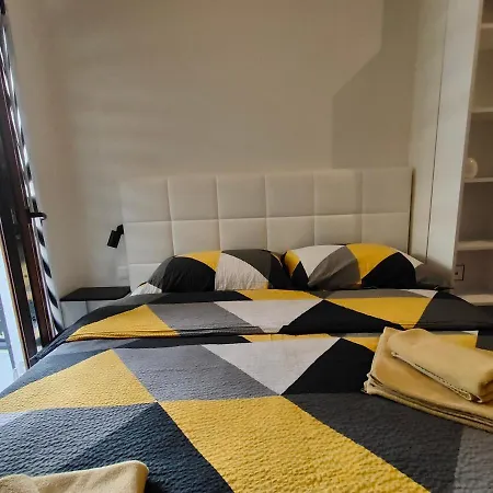 Διαμέρισμα Center Dorcol Square *